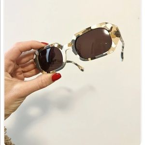 Le Specs Sunglasses Dolce Ginger Flint Agate .